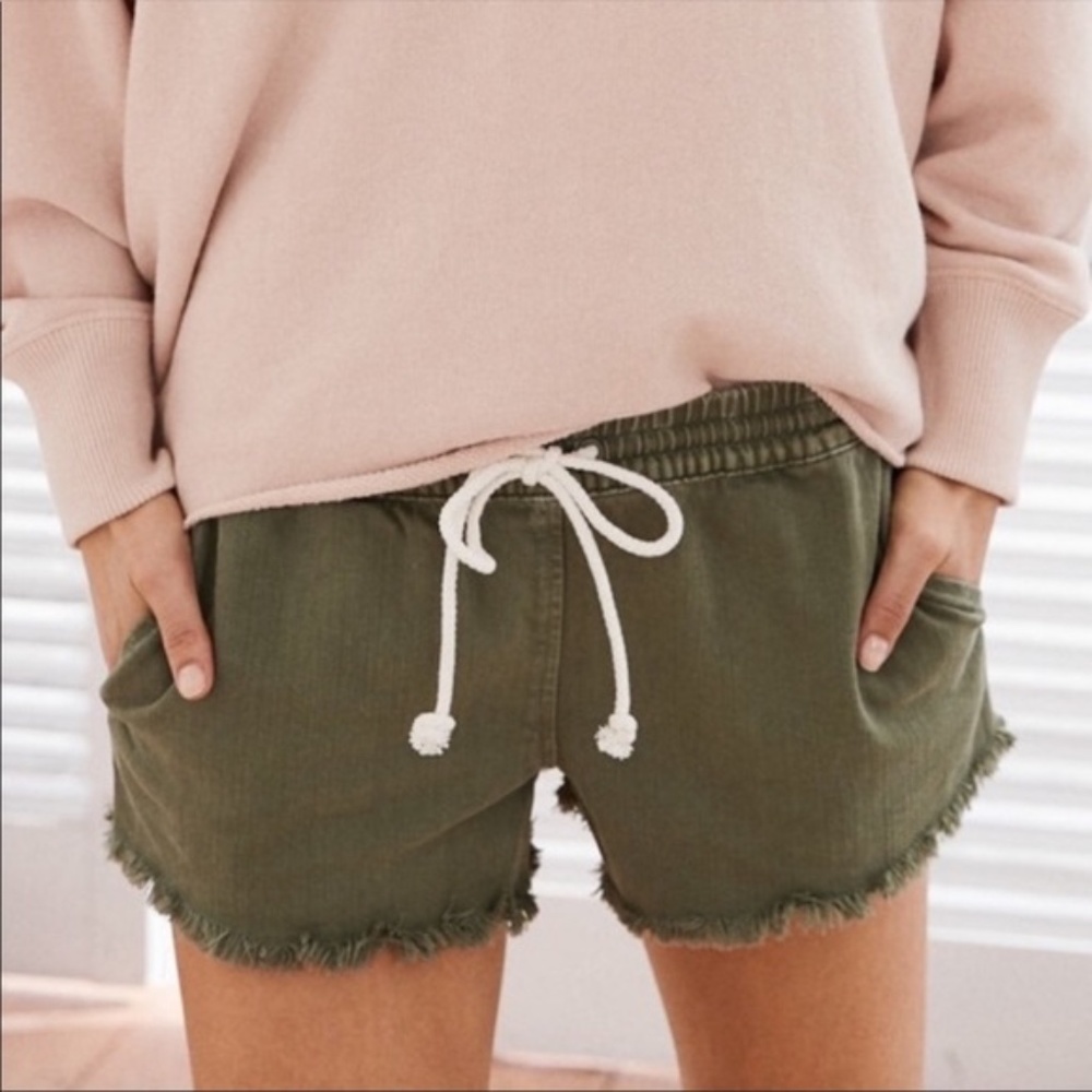 ✨BRAND NEW✨ Aerie Green Drawstring Shorts